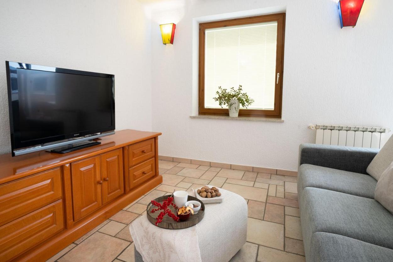Apartment Ajdi Ajdovščina エクステリア 写真