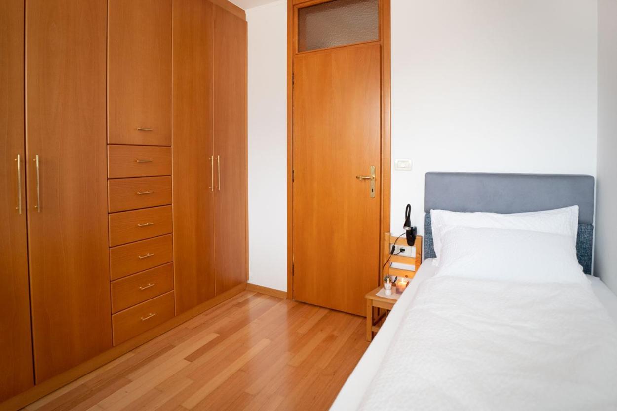 Apartment Ajdi Ajdovščina エクステリア 写真