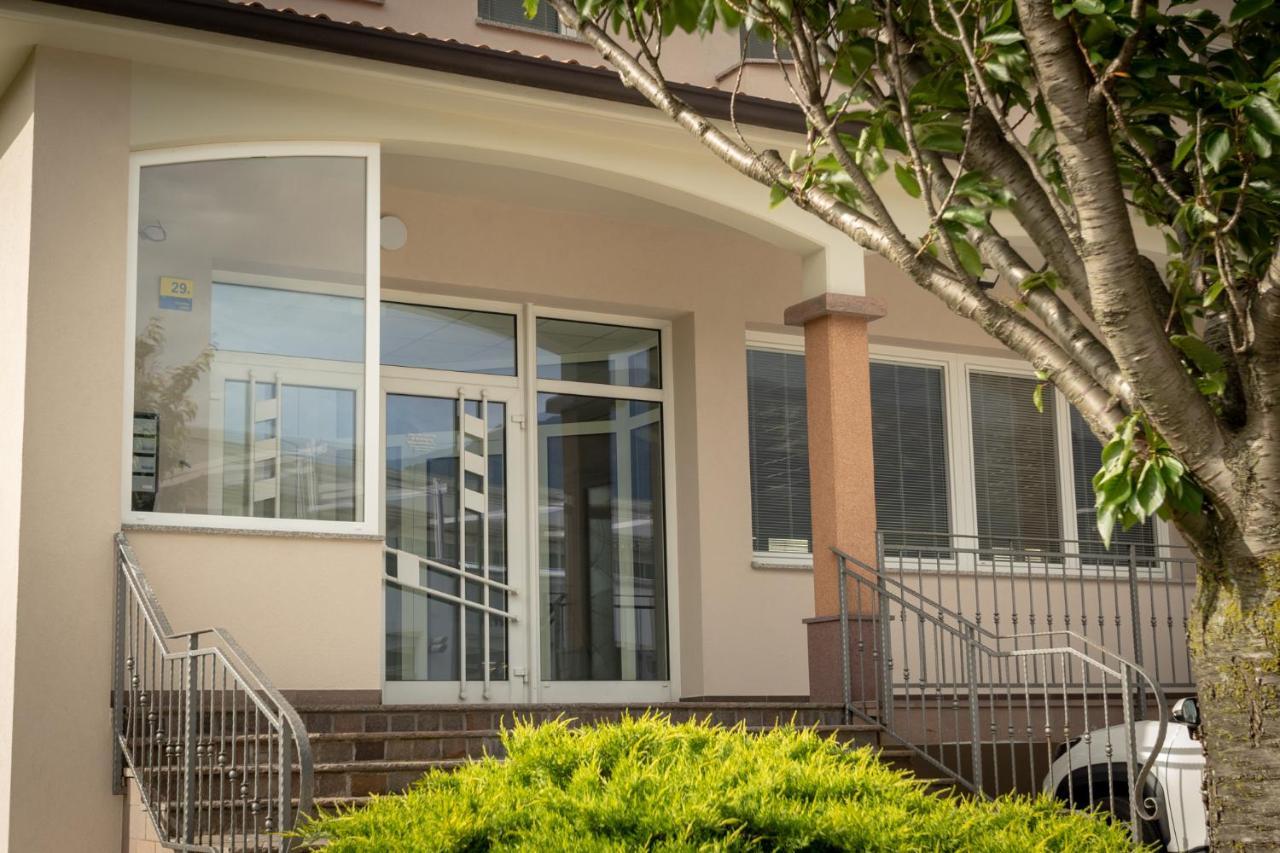 Apartment Ajdi Ajdovščina エクステリア 写真